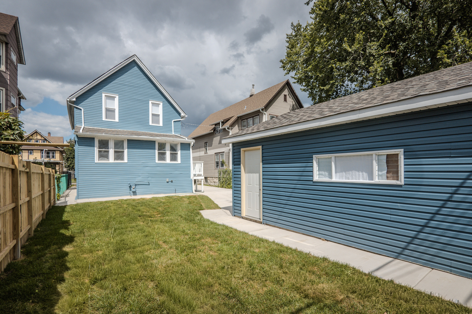 5927 W Erie Street, Chicago, IL 60644