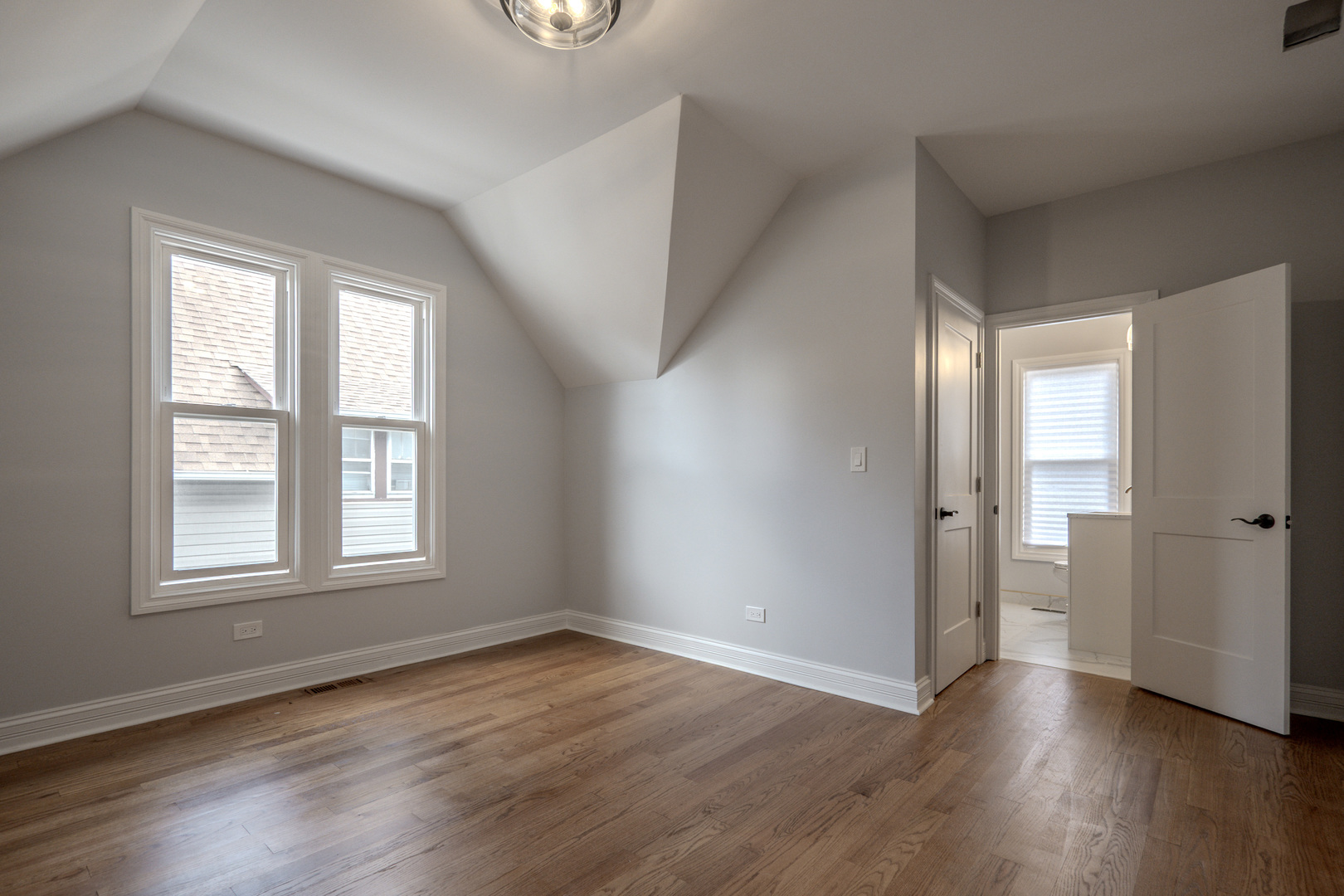 5927 W Erie Street, Chicago, IL 60644