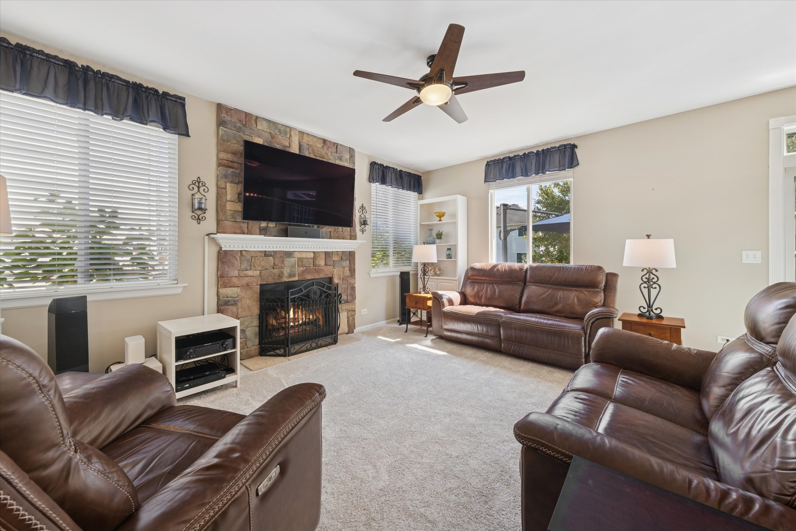 12225 S Shagbark Drive, Plainfield, IL 60585