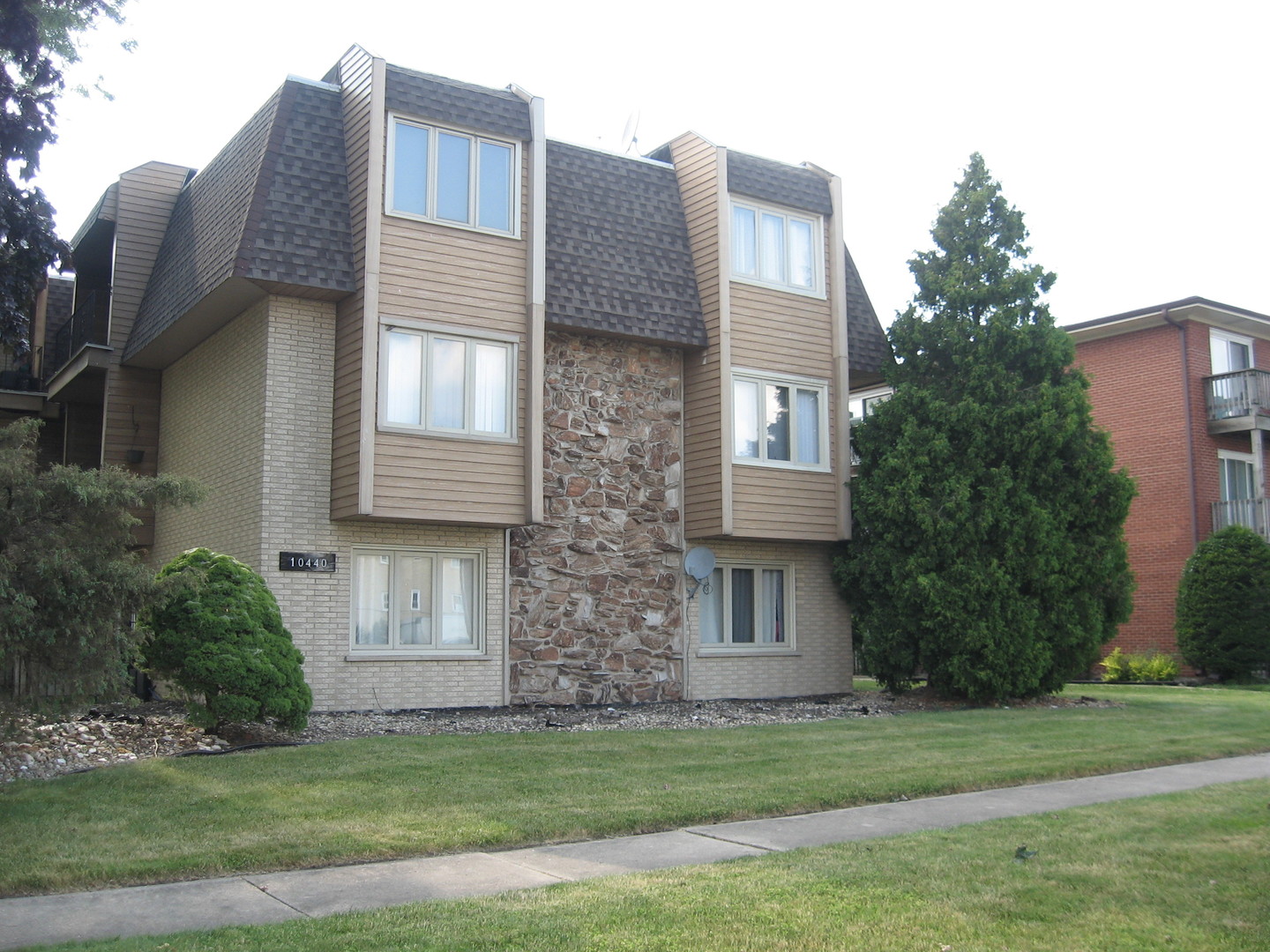 10440 S Mayfield Avenue #1A, Oak Lawn, IL 60453