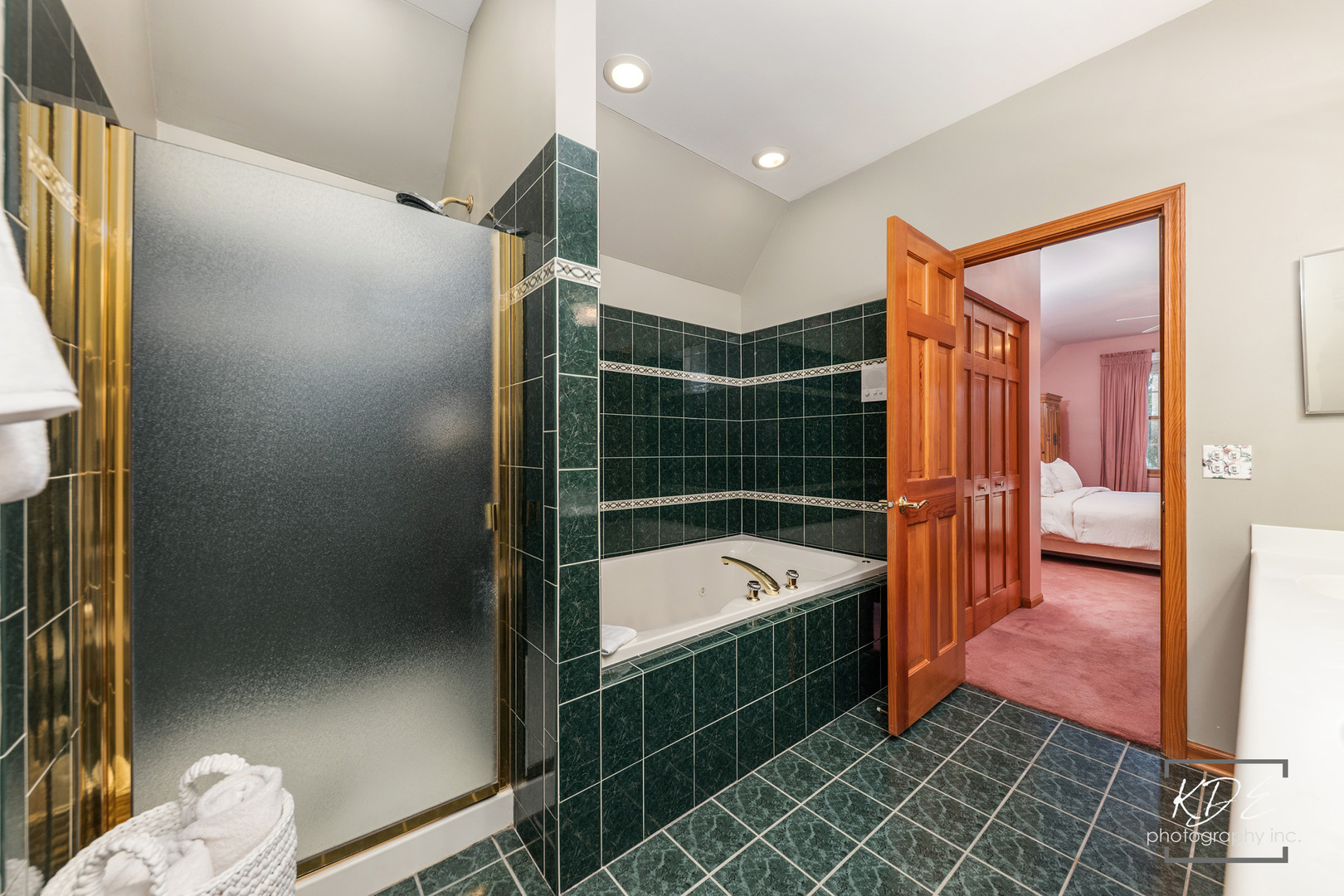 4258 Stableford Lane, Naperville, IL 60564