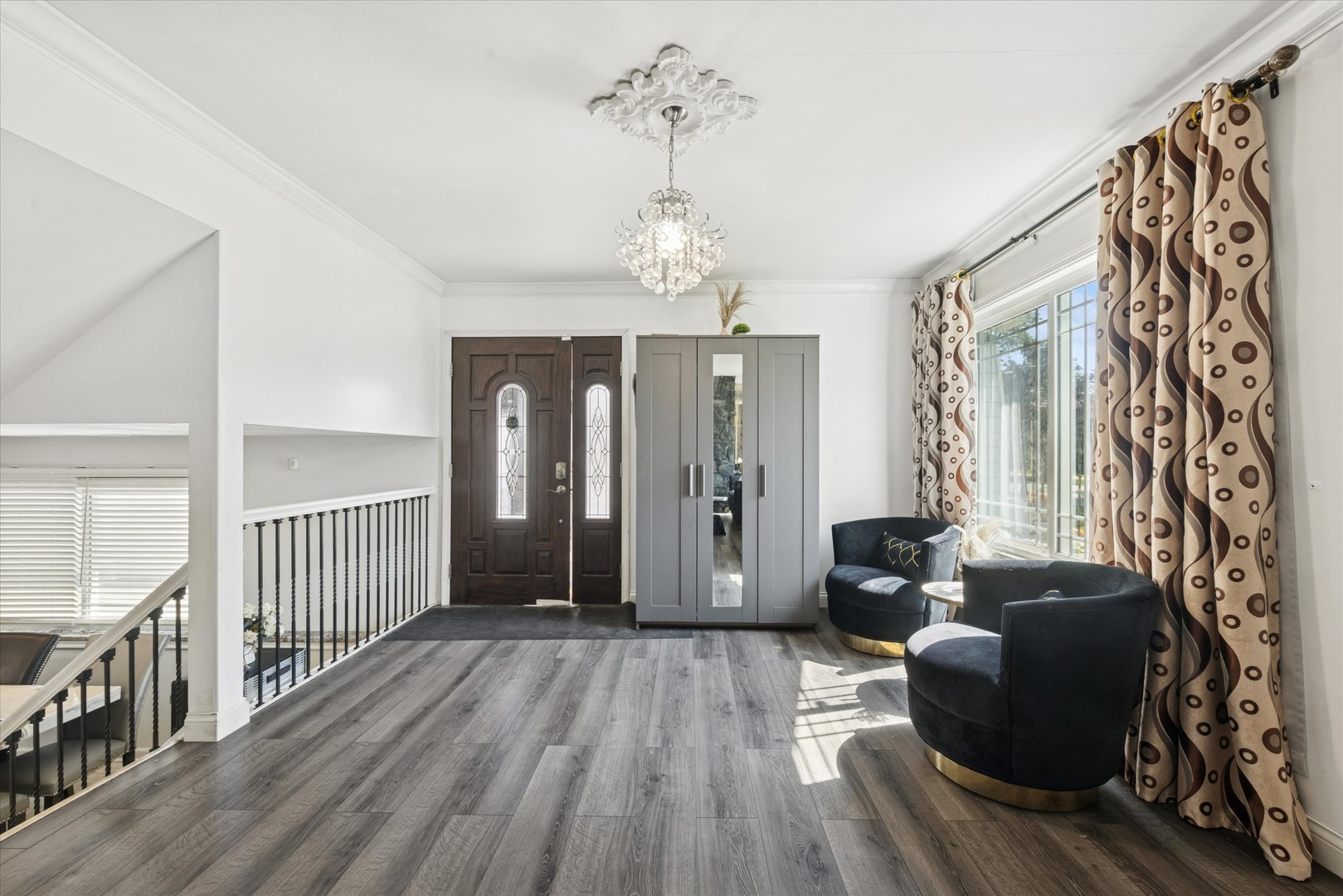 7702 W 66th Street, Bedford Park, IL 60501