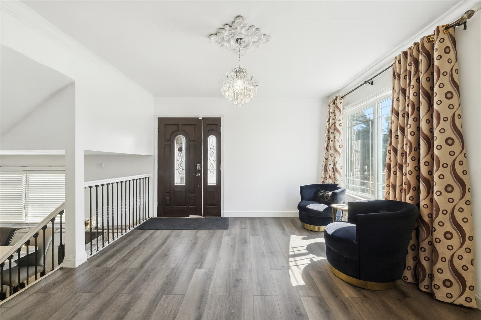 7702 W 66th Street, Bedford Park, IL 60501