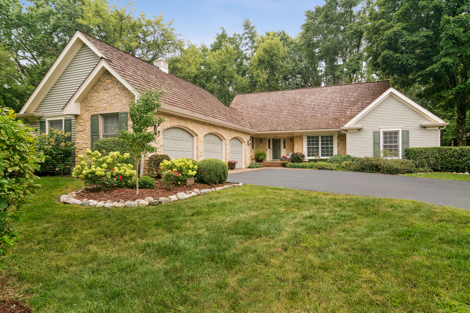 4614 Forest Way Circle, Long Grove, IL 60047
