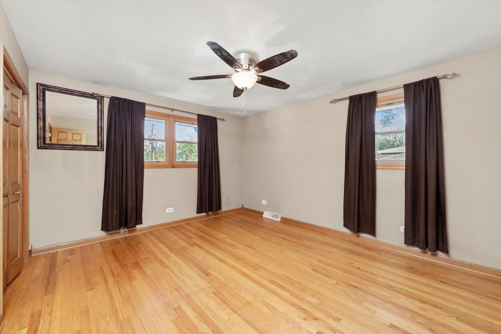 17707 71st Avenue, Tinley Park, IL 60477