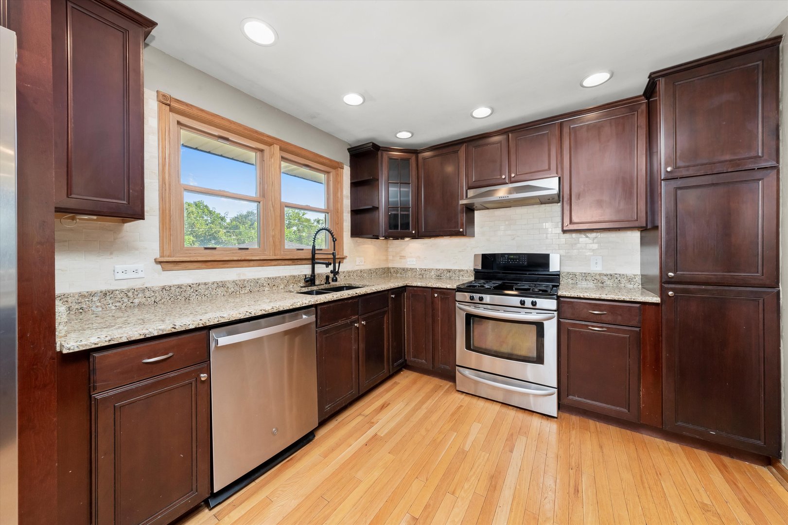 17707 71st Avenue, Tinley Park, IL 60477