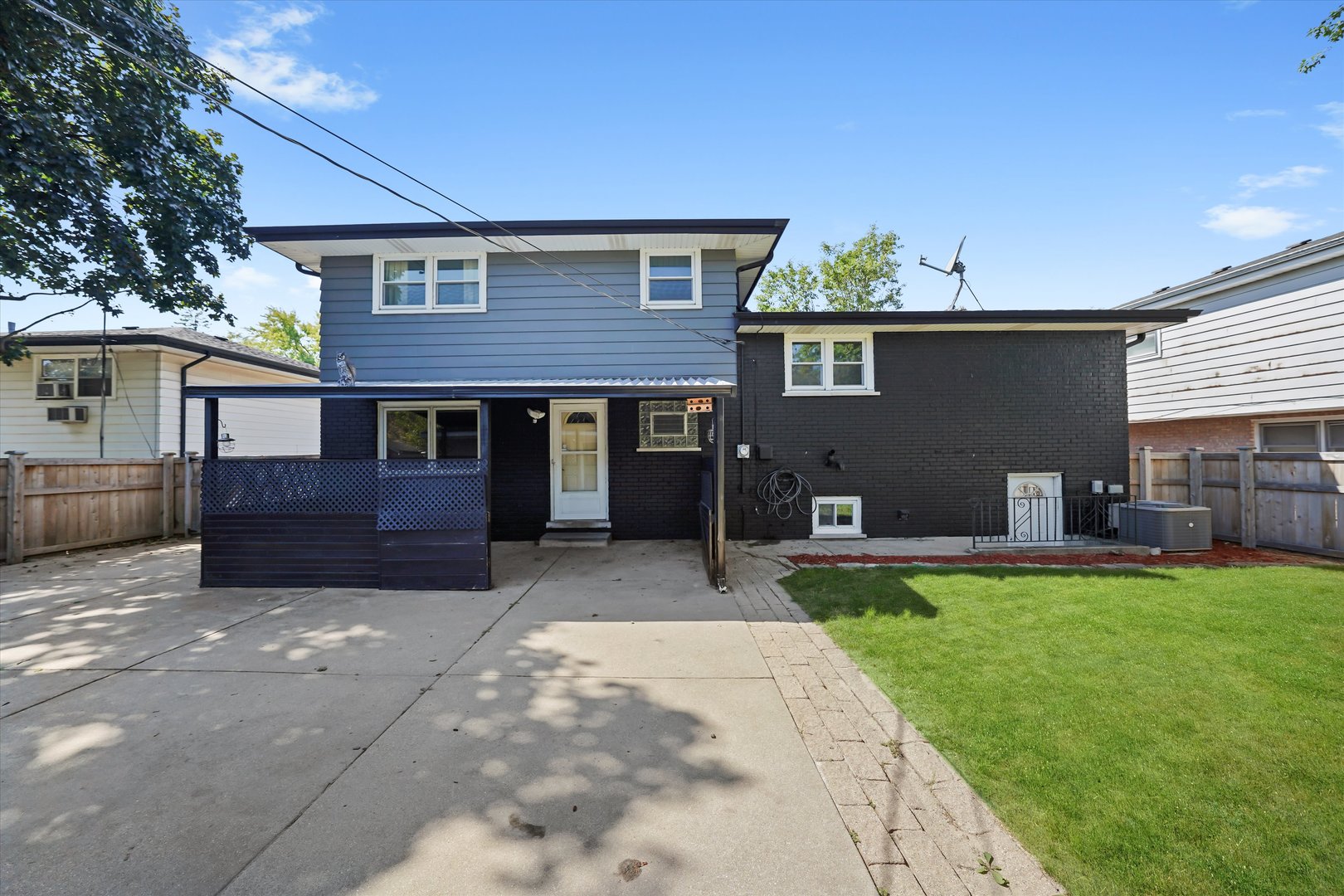 17707 71st Avenue, Tinley Park, IL 60477