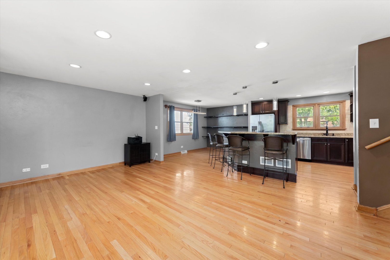 17707 71st Avenue, Tinley Park, IL 60477