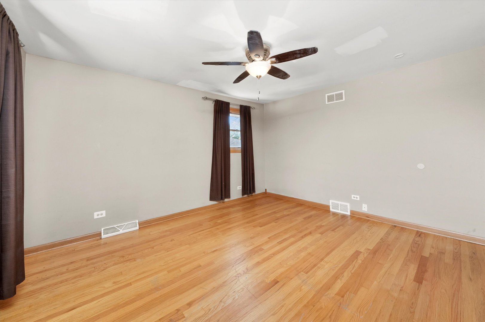 17707 71st Avenue, Tinley Park, IL 60477