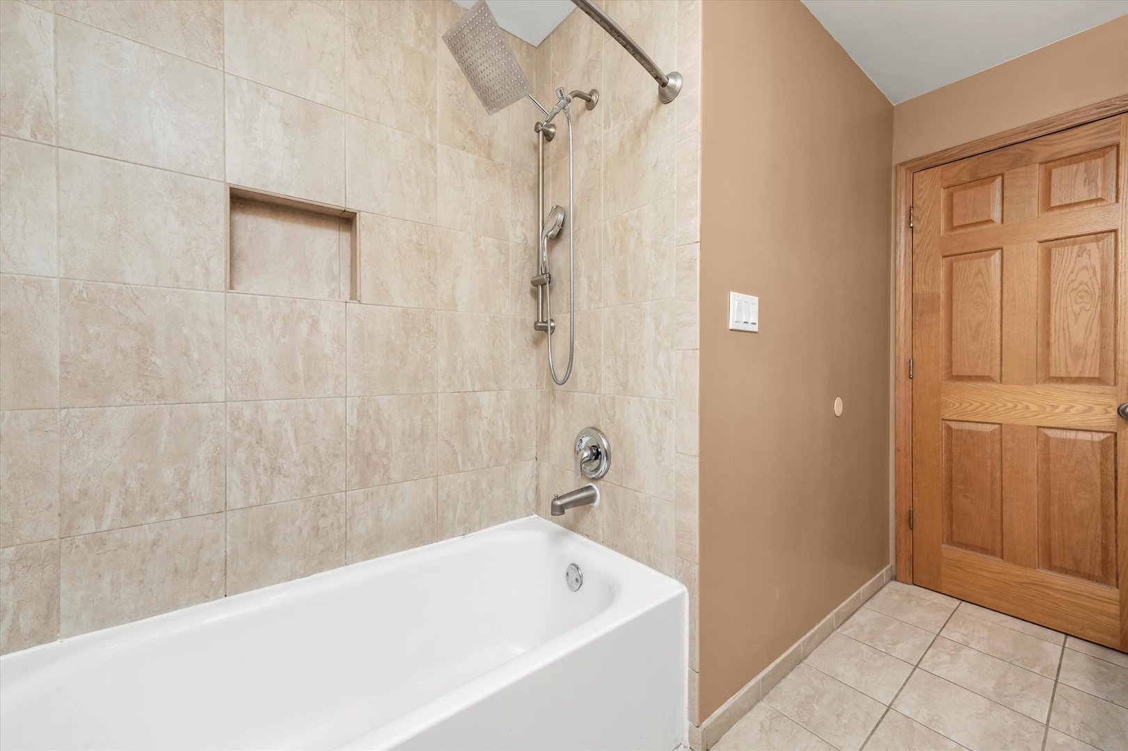 17707 71st Avenue, Tinley Park, IL 60477