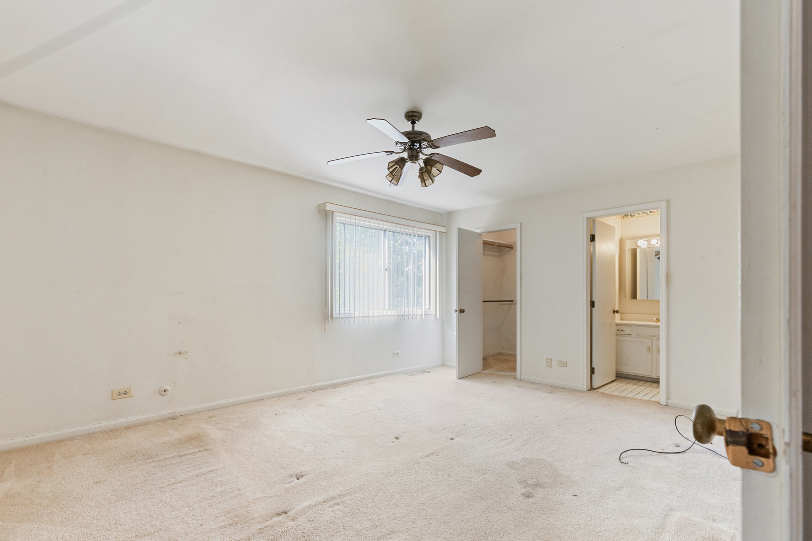 1357 Bristol Lane, Buffalo Grove, IL 60089
