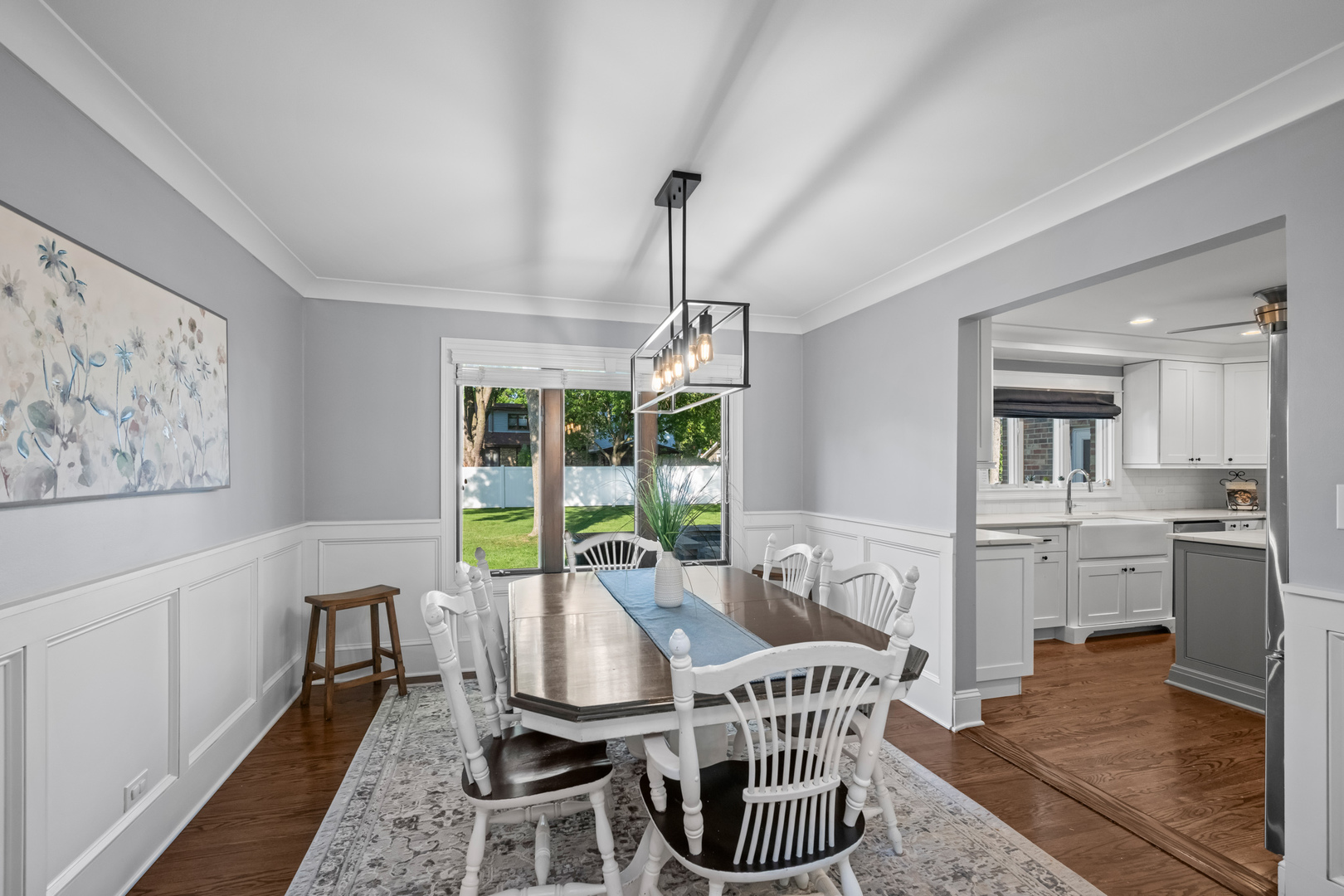 1306 S Walnut Avenue, Arlington Heights, IL 60005