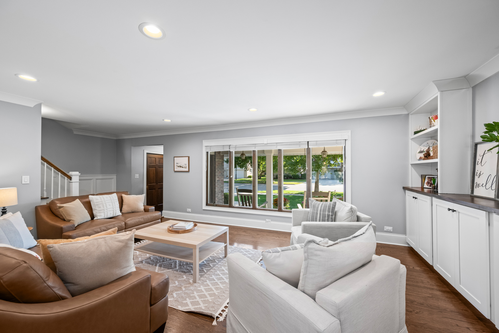 1306 S Walnut Avenue, Arlington Heights, IL 60005