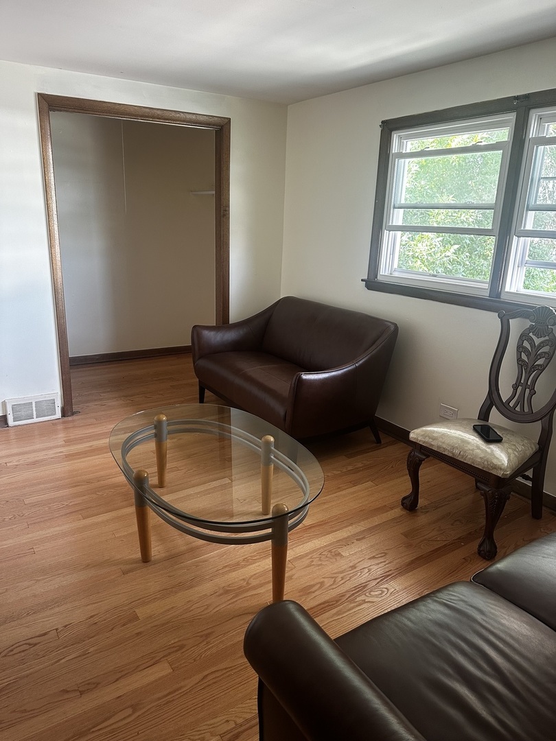 4015 W 59TH Street, Chicago, IL 60629