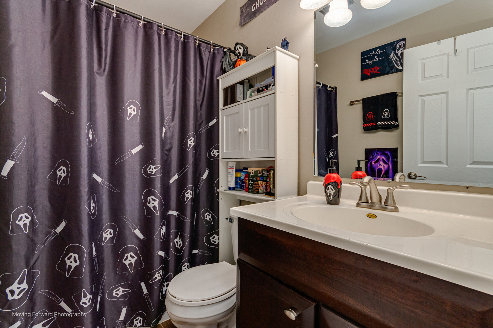 3S389 Chestnut Court, Warrenville, IL 60555