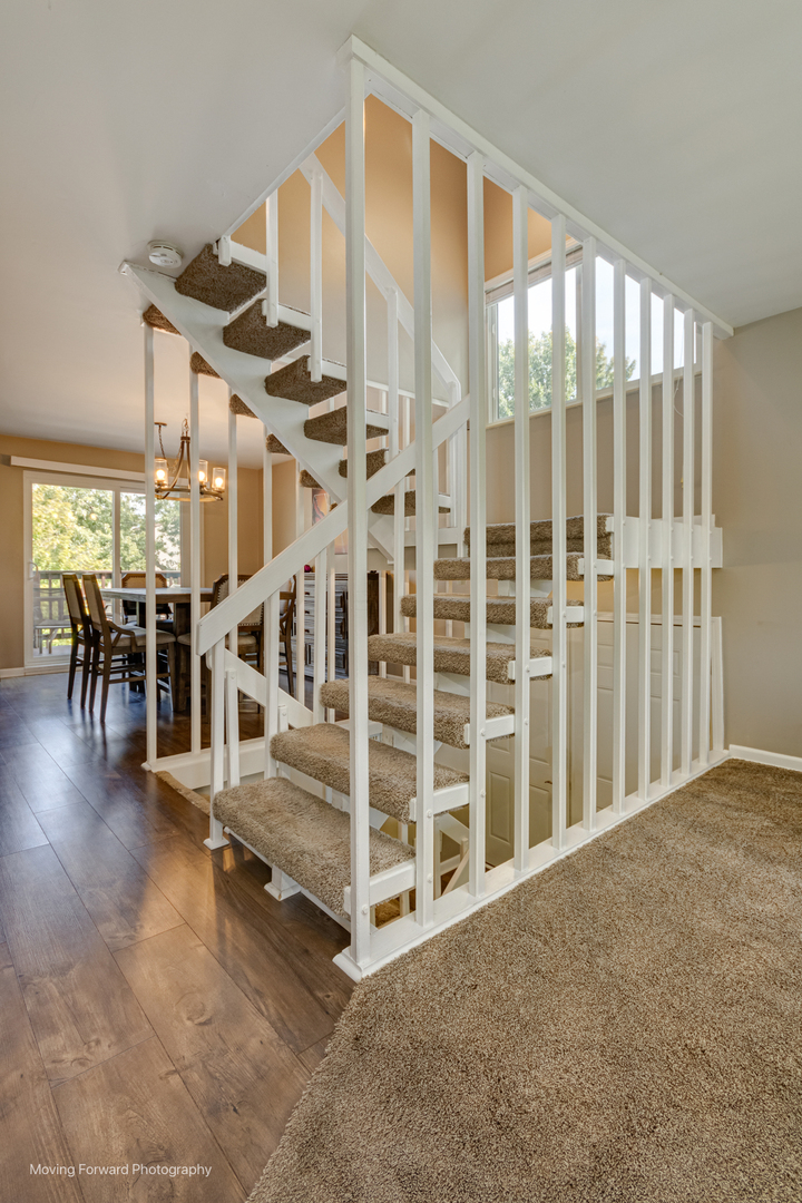 3S389 Chestnut Court, Warrenville, IL 60555