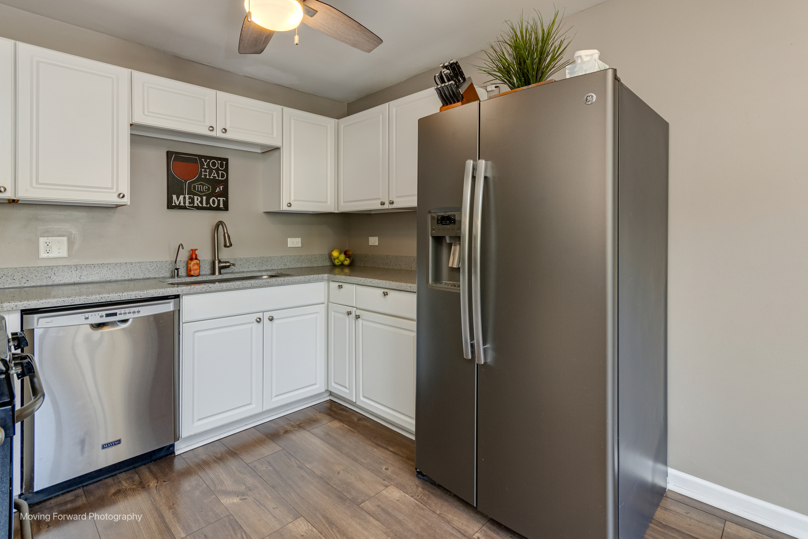 3S389 Chestnut Court, Warrenville, IL 60555