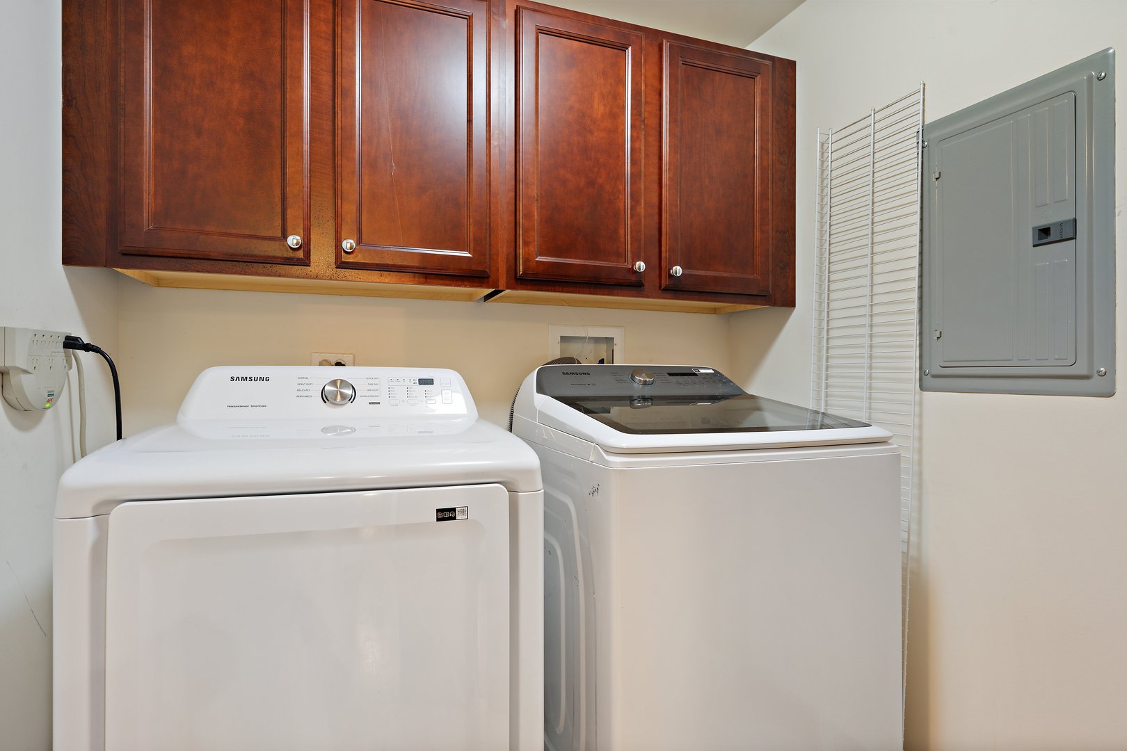 4833 N Olcott Avenue #307, Harwood Heights, IL 60706