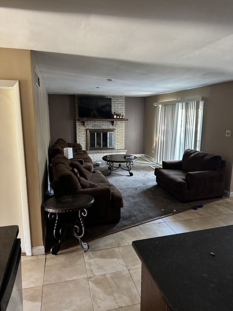 2111 E 172nd Street, South Holland, IL 60473