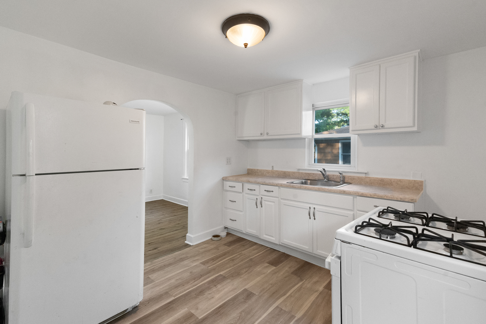 1611 19th Street, Zion, IL 60099