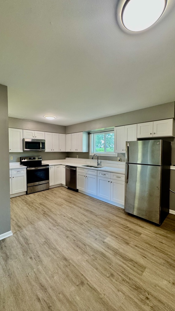 107 Park Street #B, Yorkville, IL 60560