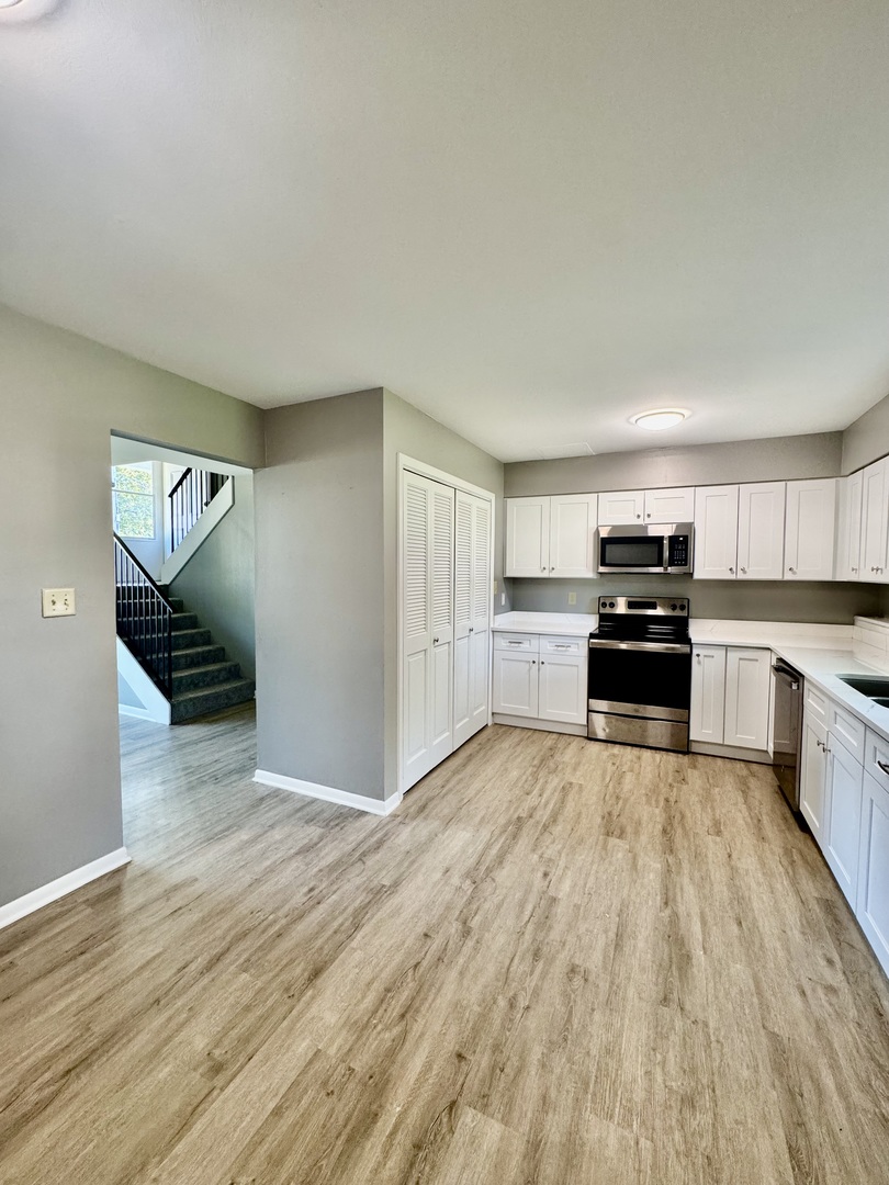 107 Park Street #B, Yorkville, IL 60560