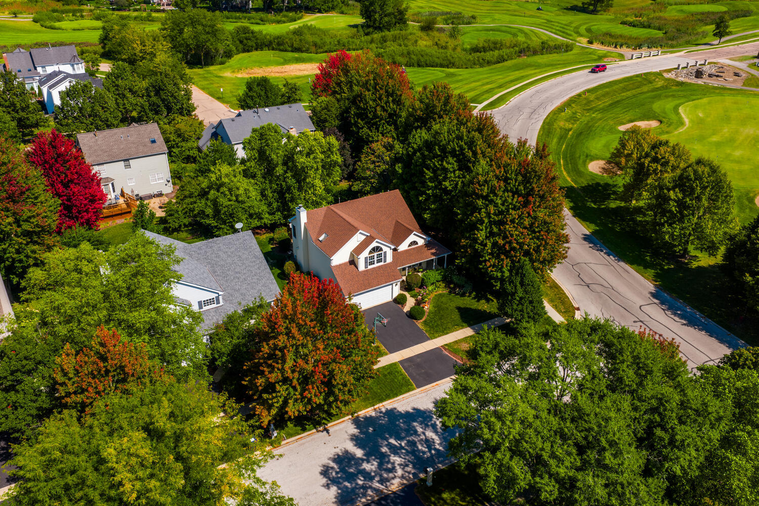 39W644 Harvey Square, Geneva, IL 60134