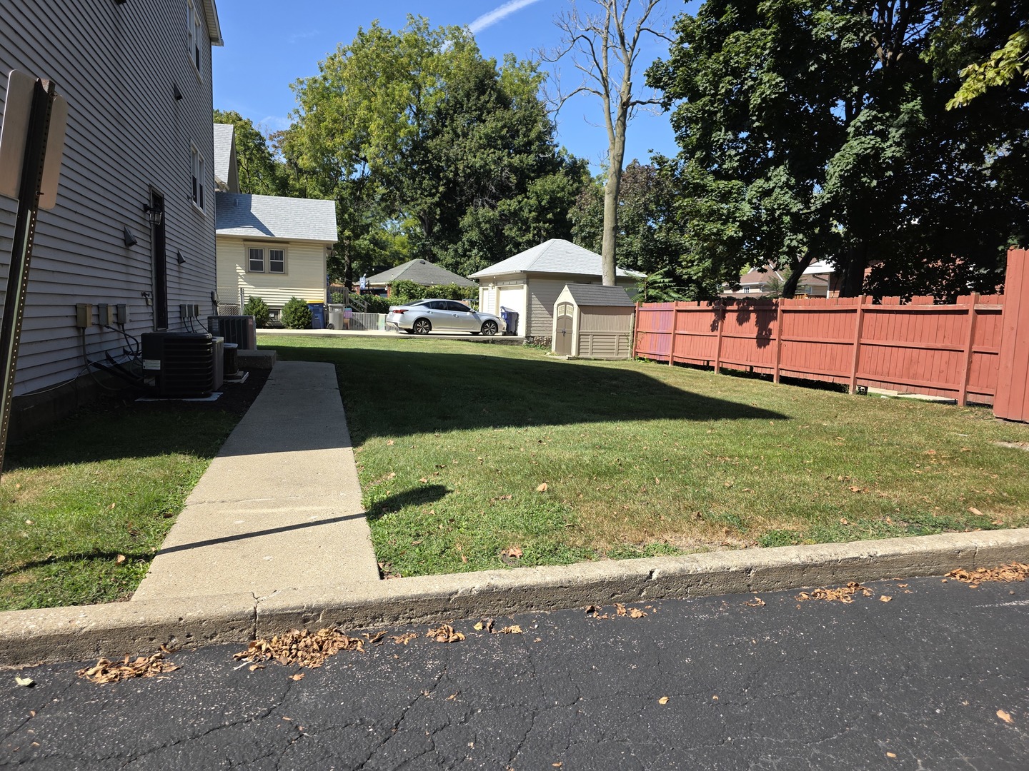 712 W HIGHLAND Avenue #4, Elgin, IL 60123
