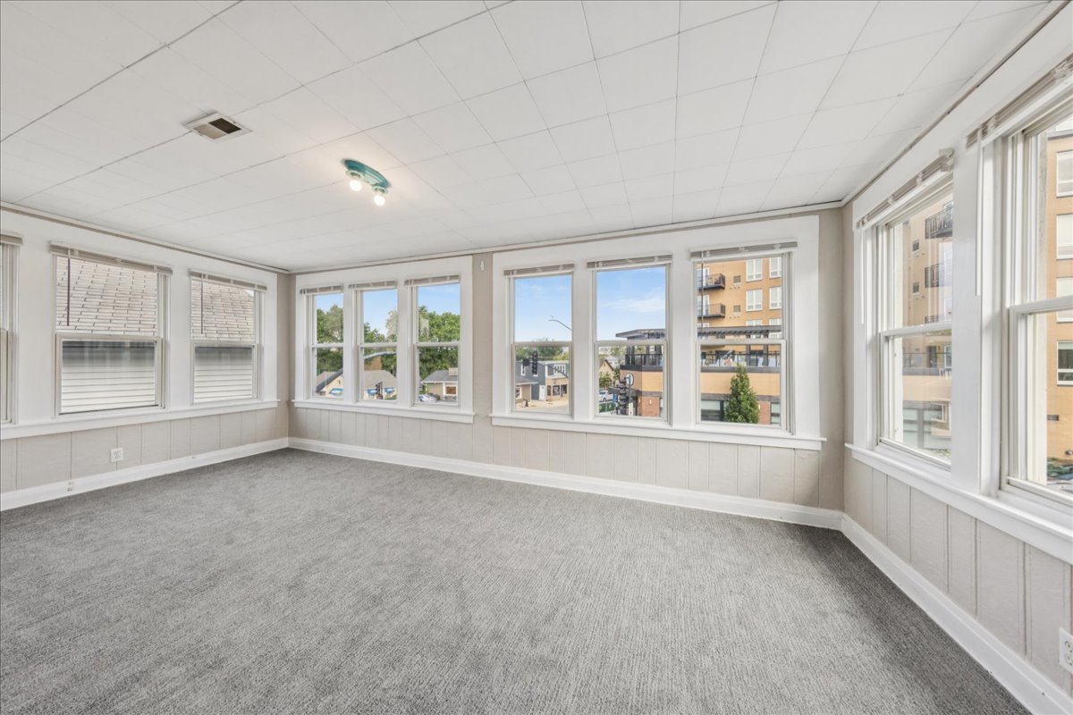 1013 Maple Avenue #2, Downers Grove, IL 60515