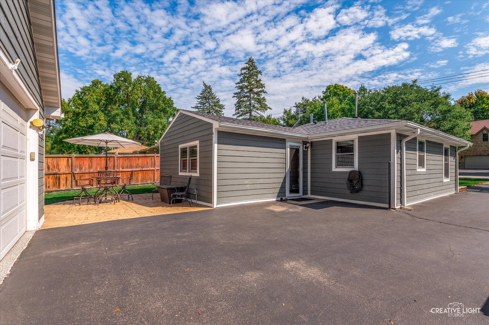 124 S Pine Street, Geneva, IL 60134