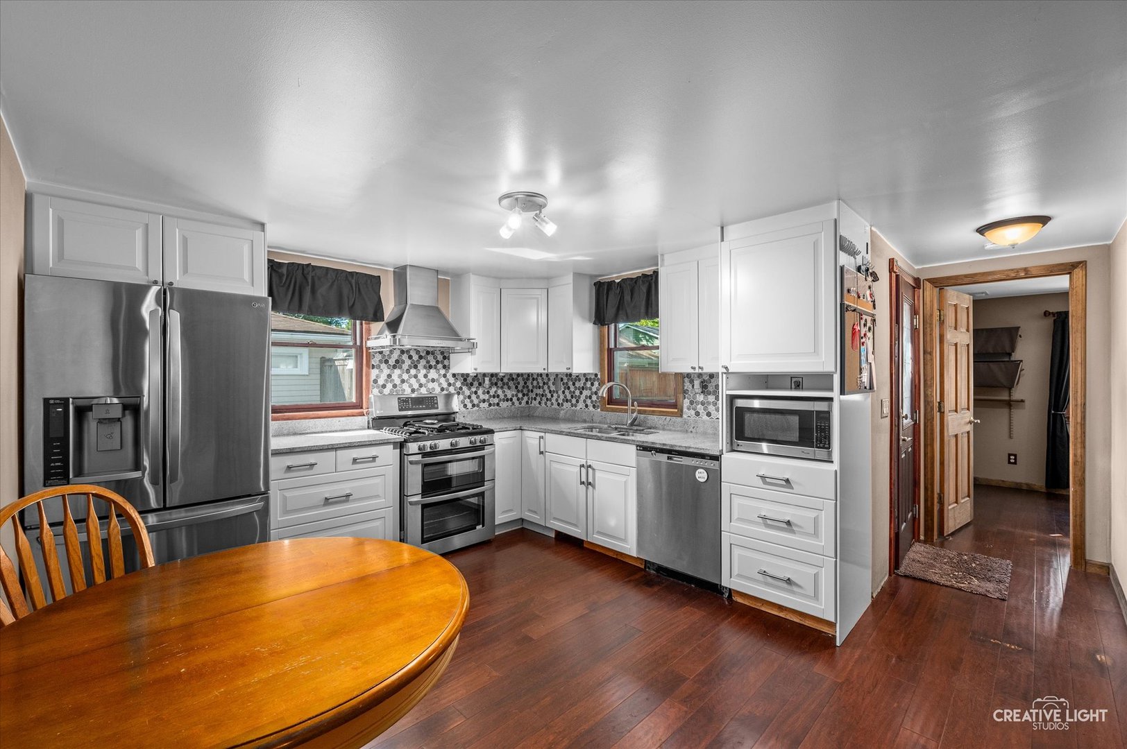 124 S Pine Street, Geneva, IL 60134