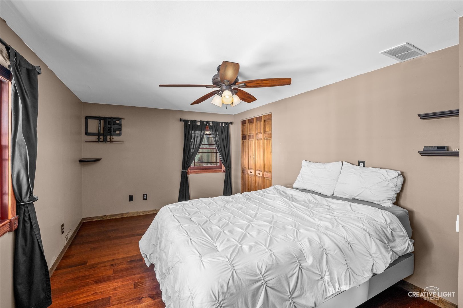 124 S Pine Street, Geneva, IL 60134