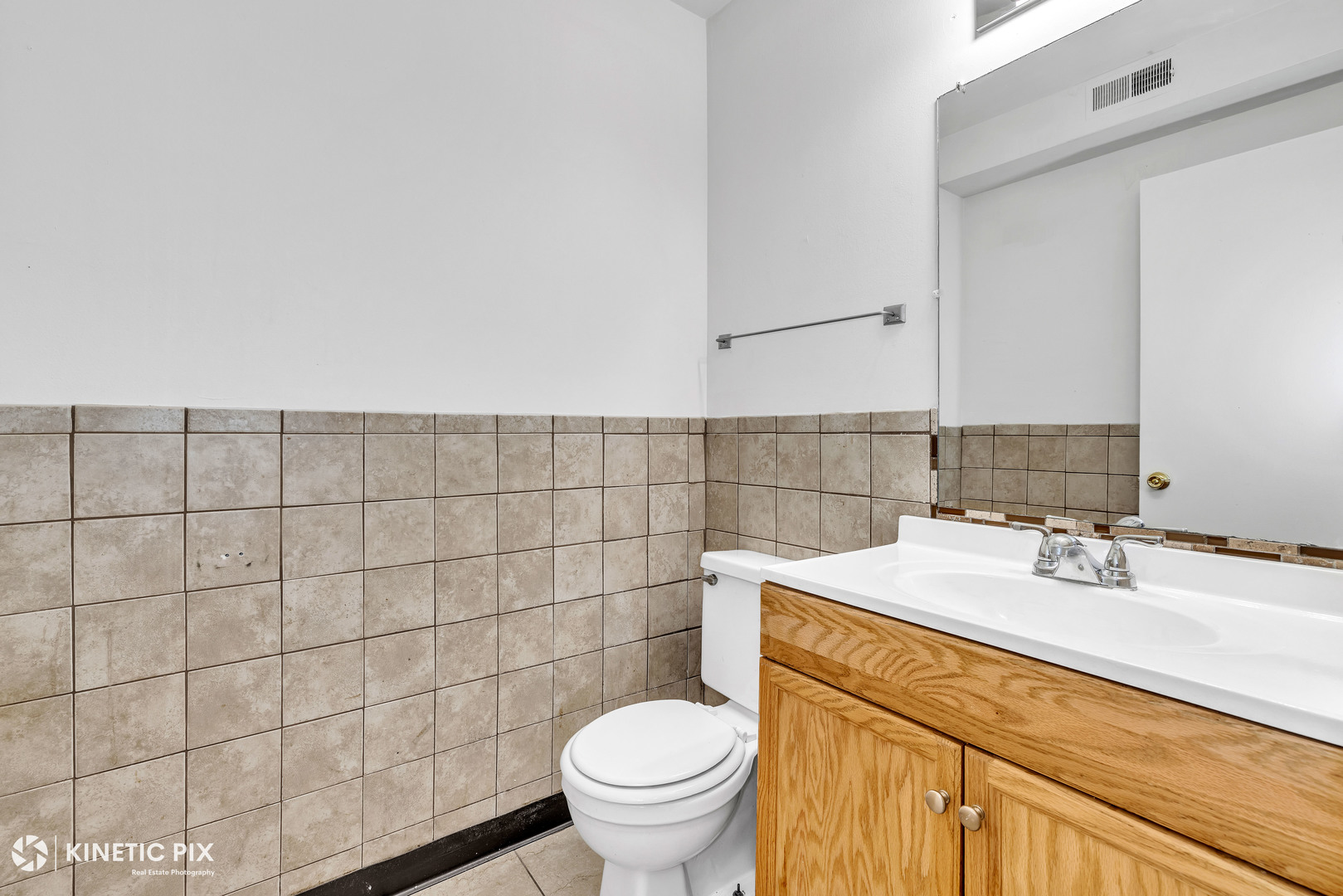 223 Hywood Lane, Bolingbrook, IL 60440