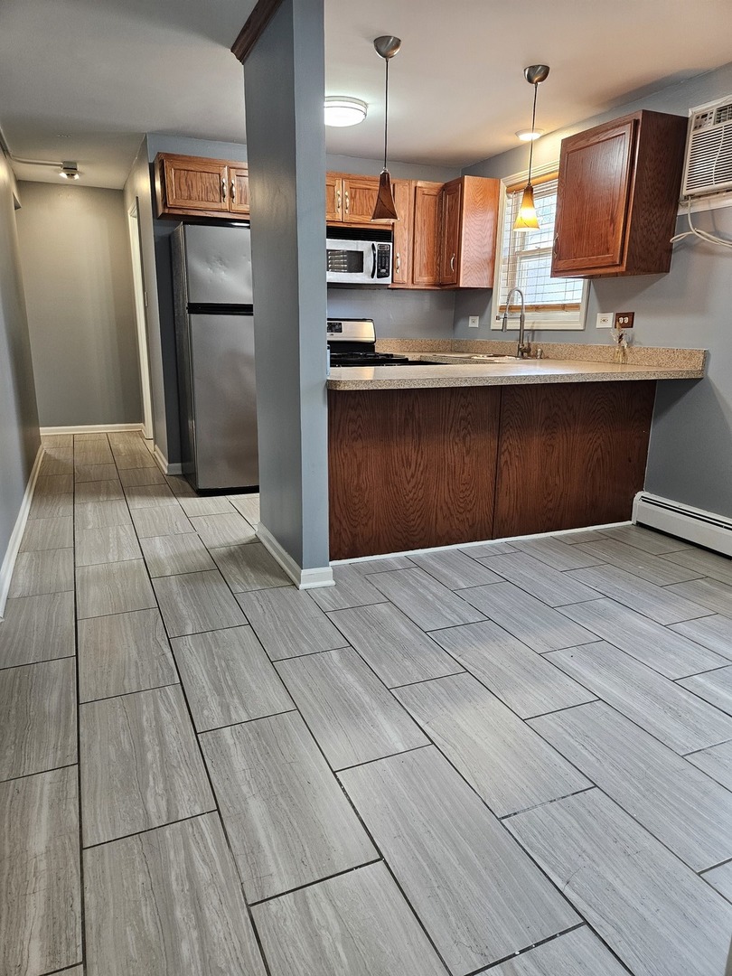 4545 Prescott Avenue #103, Lyons, IL 60534