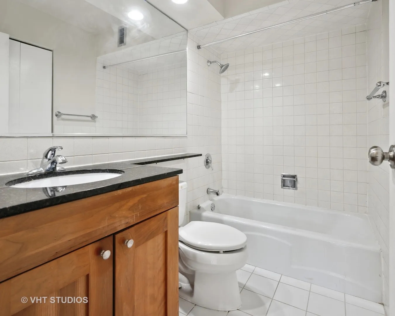 3033 N Sheridan Road #310, Chicago, IL 60657