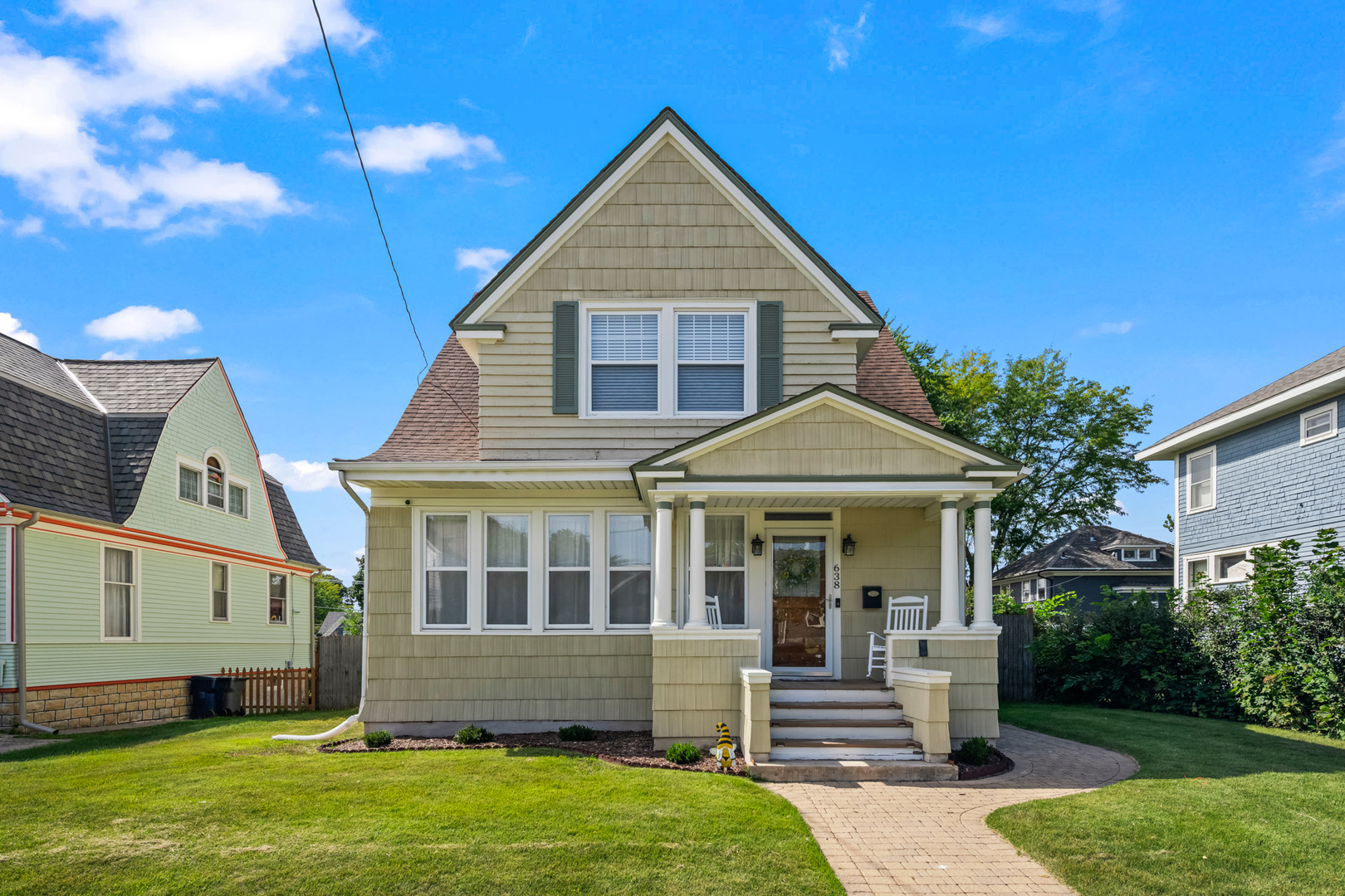 638 N Spring Street, Elgin, IL 60120
