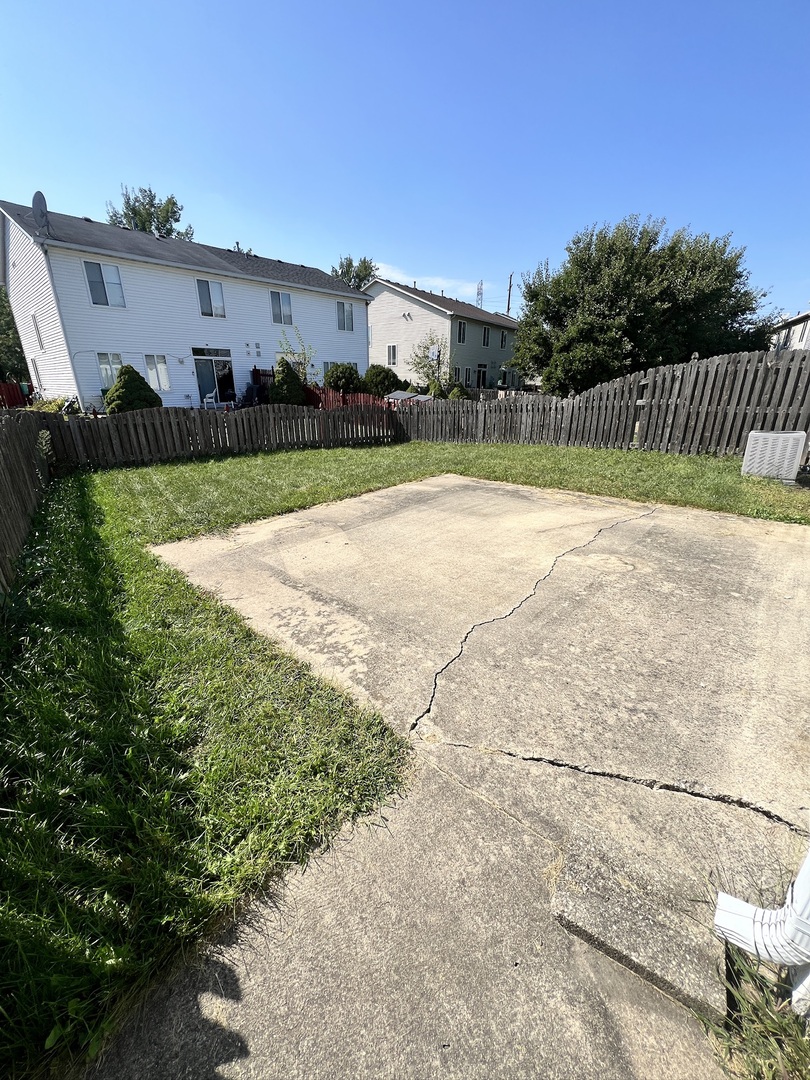 318 Richfield Trail, Romeoville, IL 60446