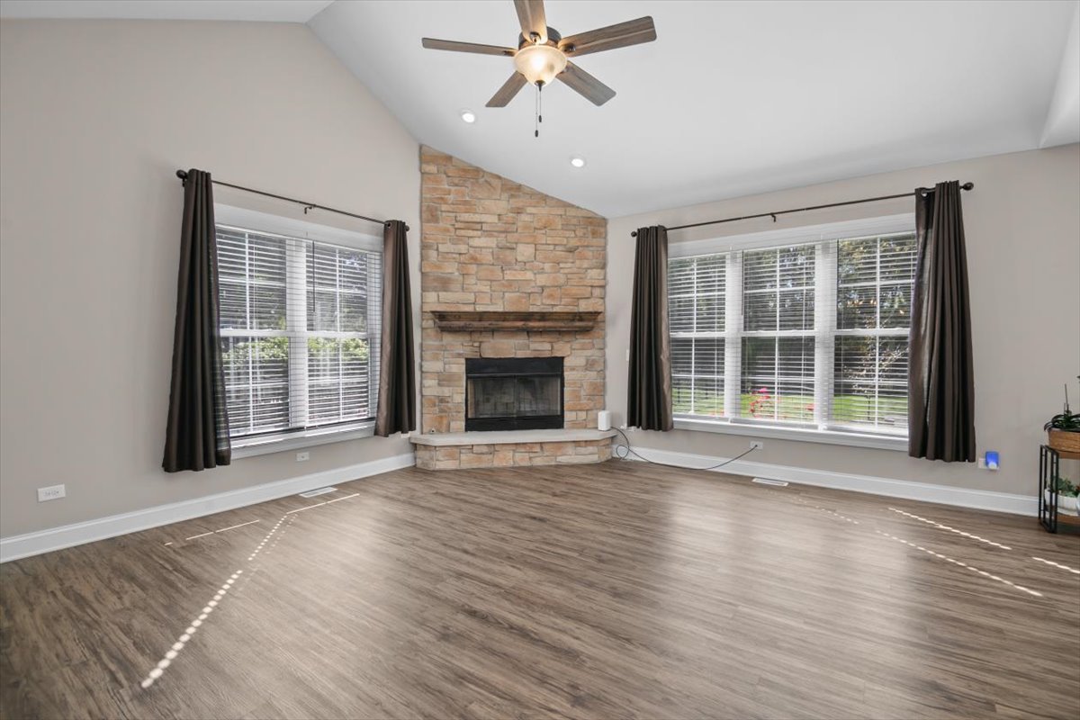 355 E Janet Drive, Braidwood, IL 60408