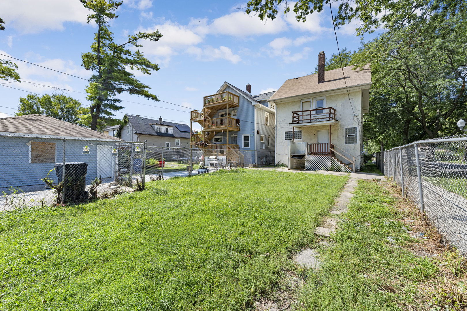 1059 N Lorel Avenue, Chicago, IL 60651