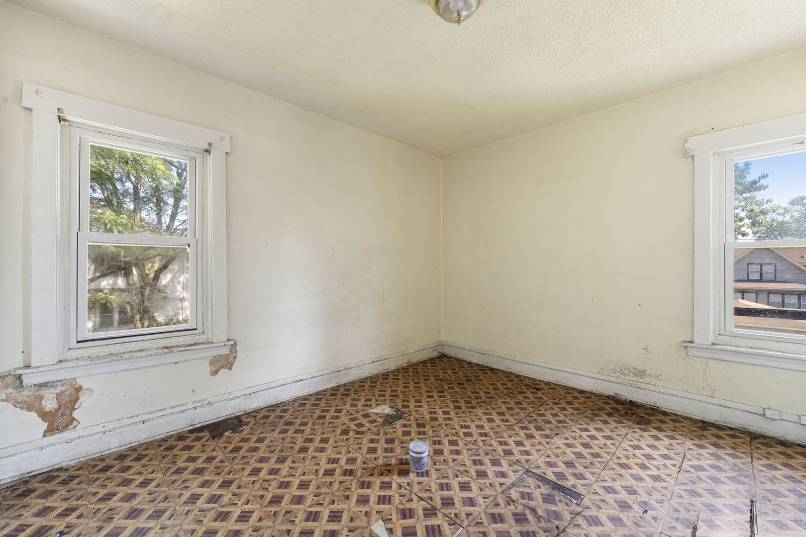1059 N Lorel Avenue, Chicago, IL 60651