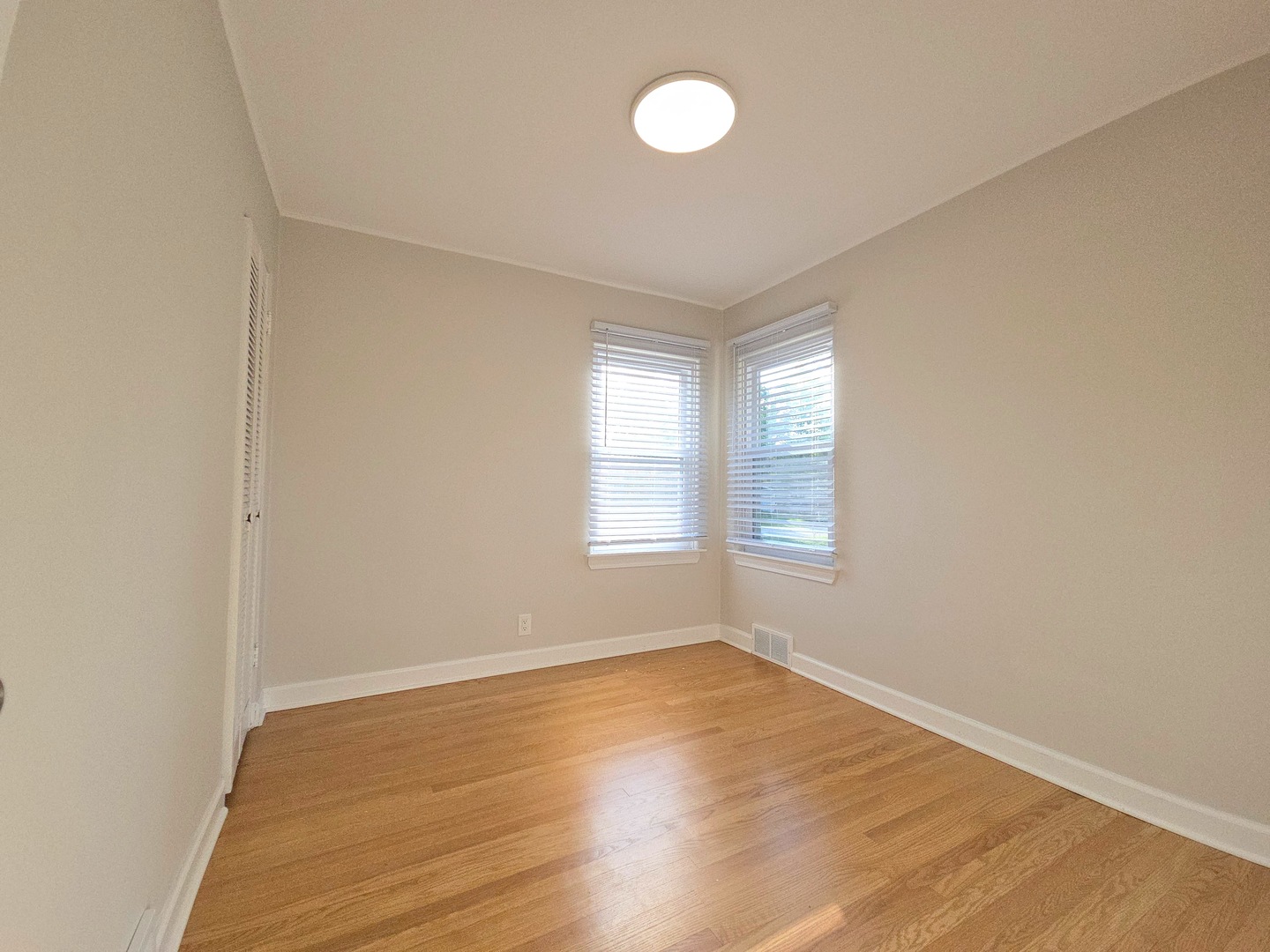 34 Evergreen Street, Lake Zurich, IL 60047
