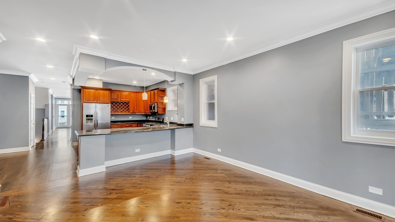 2417 W Fillmore Street #1, Chicago, IL 60612