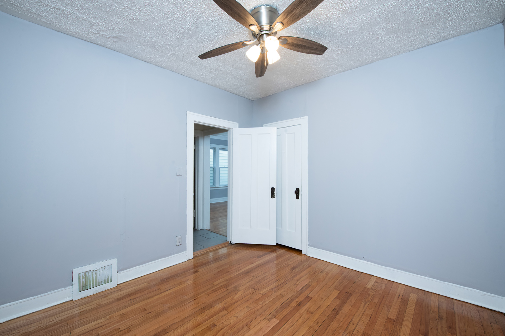 727 W 117th Street, Chicago, IL 60628