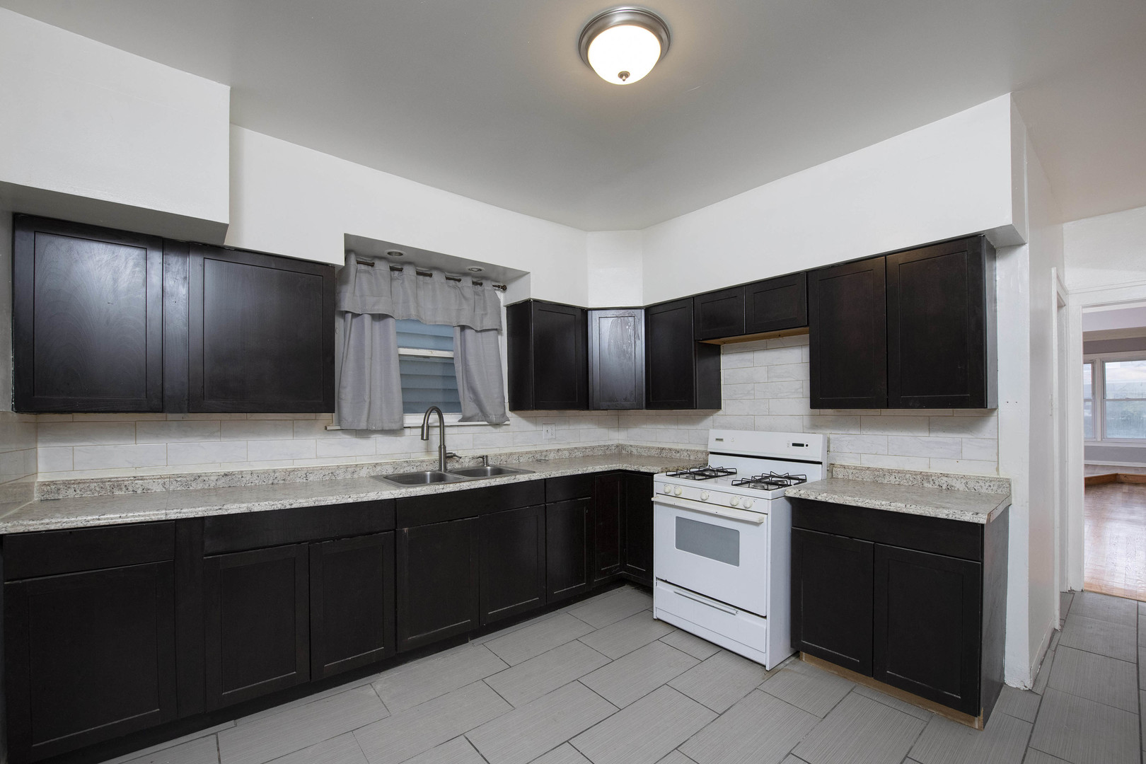 727 W 117th Street, Chicago, IL 60628