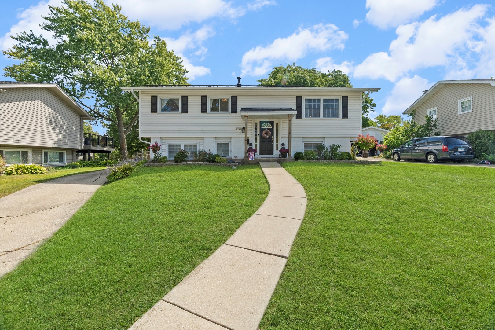 1345 Jefferson Road, Hoffman Estates, IL 60169