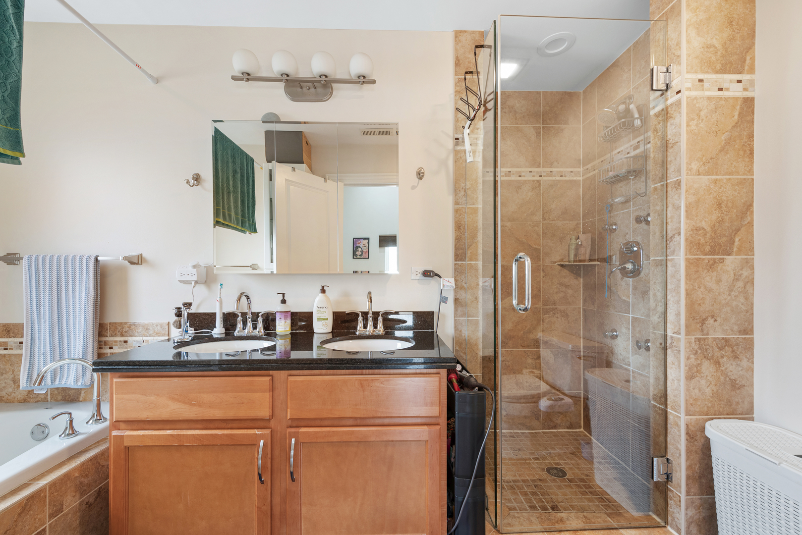 5512 N NORMANDY Avenue, Chicago, IL 60656
