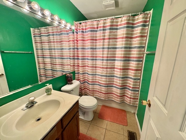 1521 Southport Court, Zion, IL 60099