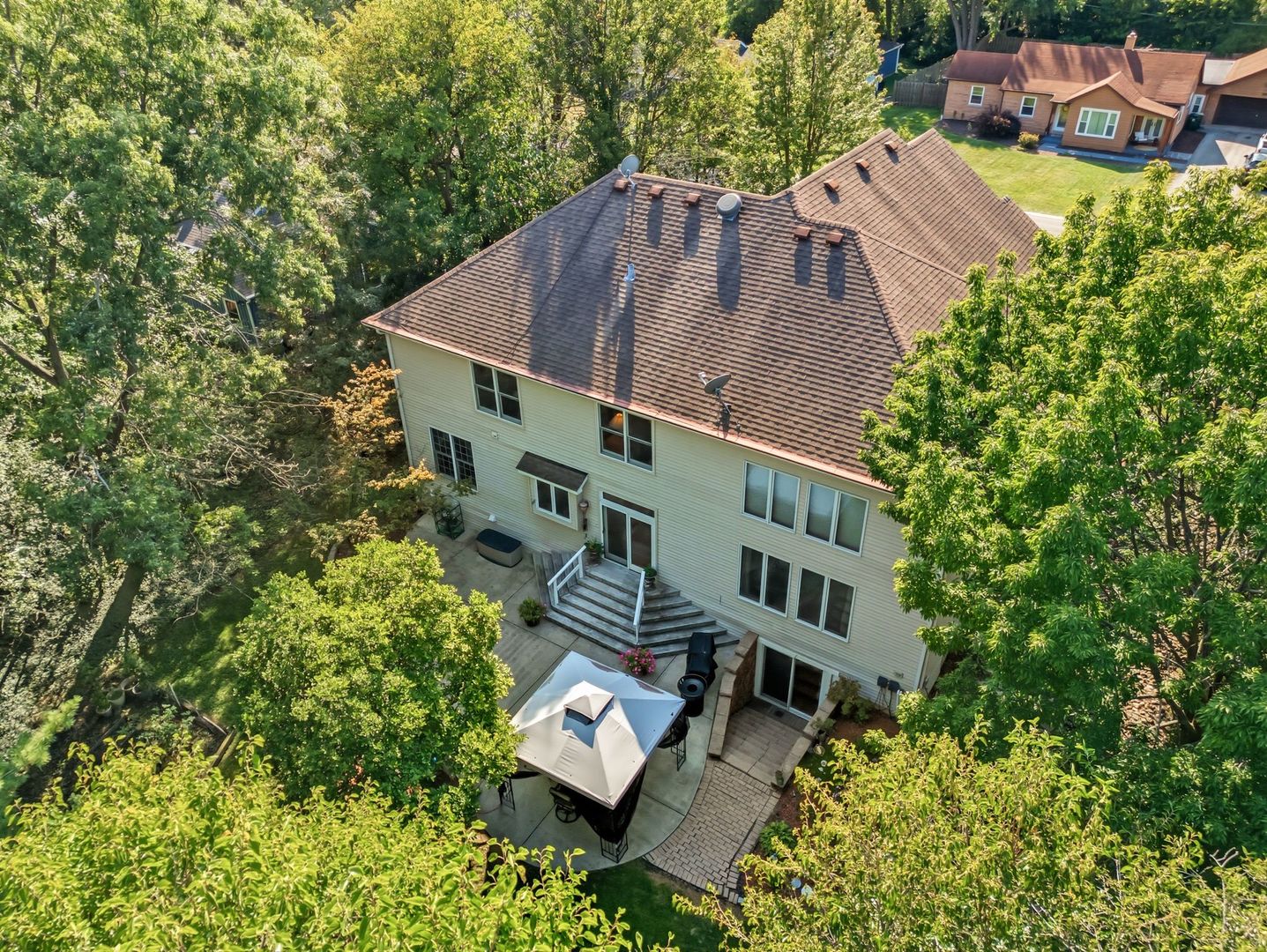 5727 Howard Avenue, La Grange Highlands, IL 60525