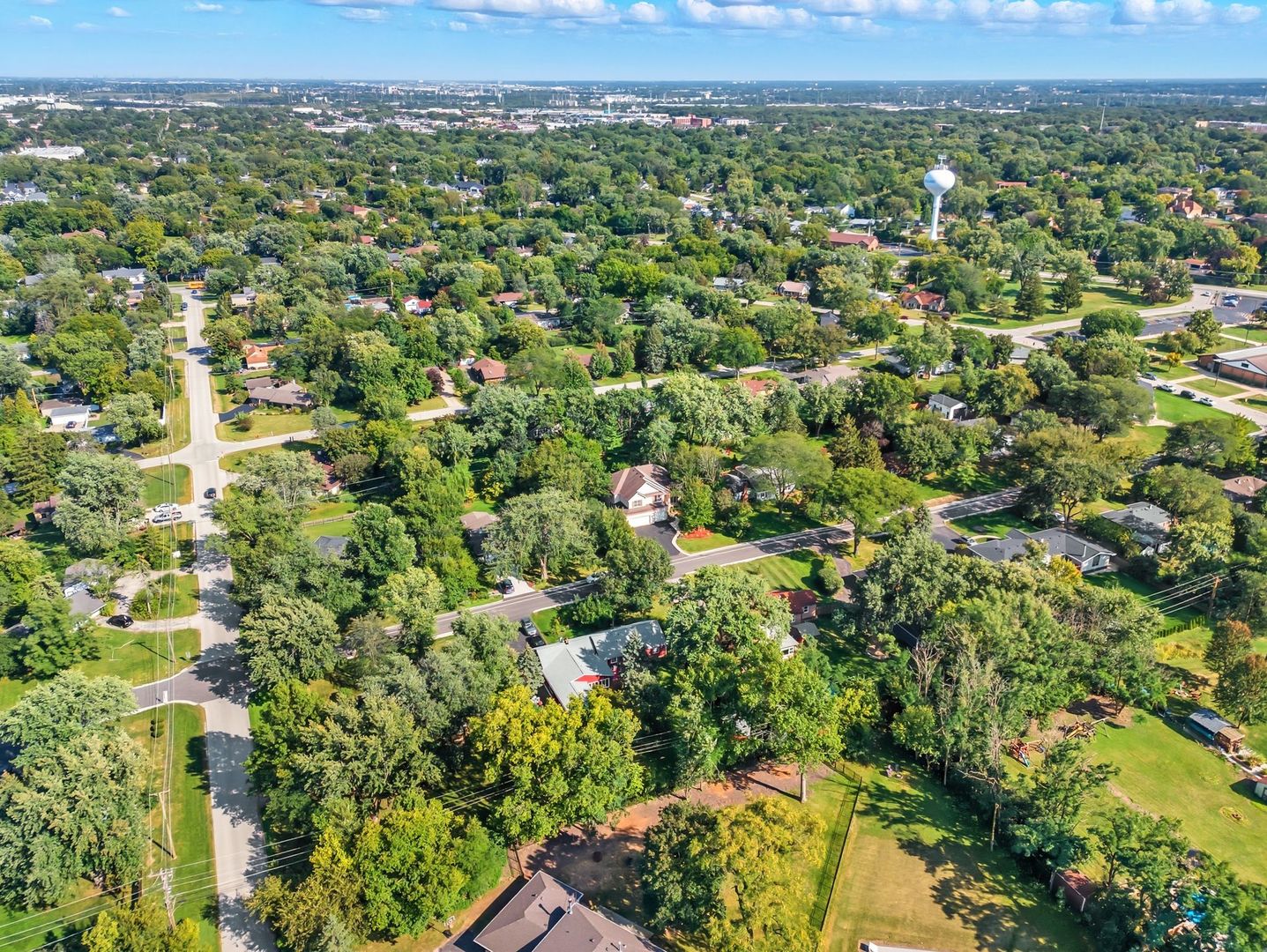 5727 Howard Avenue, La Grange Highlands, IL 60525