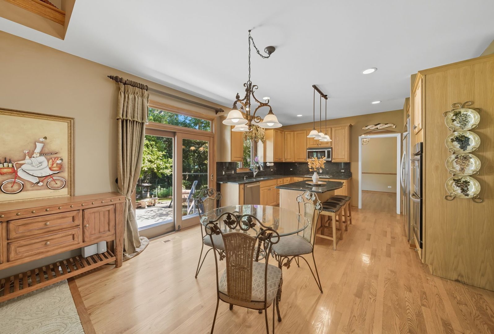 5727 Howard Avenue, La Grange Highlands, IL 60525